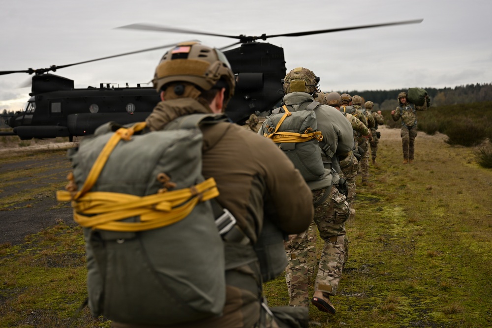 116th ASOS integrate with joint force for Menton Jump