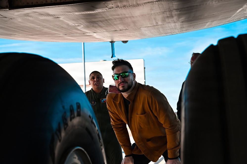 San Antonio Bosses Take Flight: Employers Experience Reserve Life in a C-5M Super Galaxy