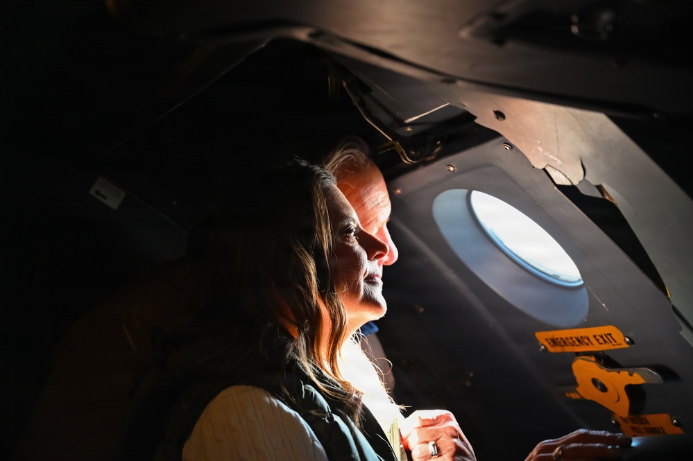 San Antonio Bosses Take Flight: Employers Experience Reserve Life in a C-5M Super Galaxy