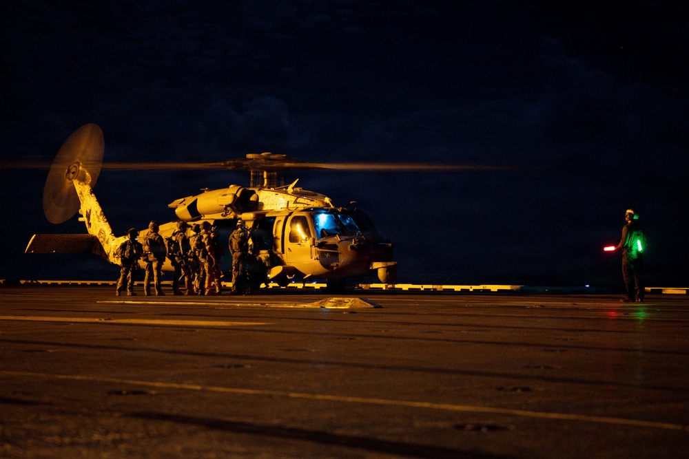 HSC-9 Right of Visit Boarding Operation