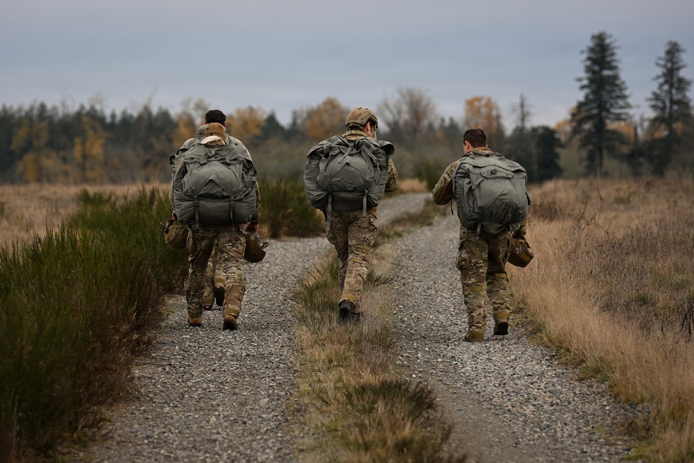 116th ASOS integrate with joint force for Menton Jump