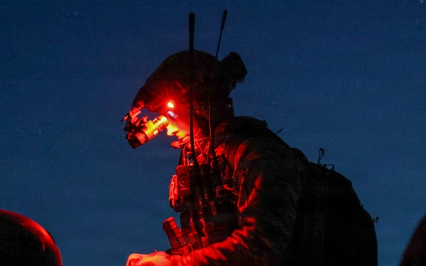 2-2 AHB Conducts Joint Fast-Rope Air Assault Training