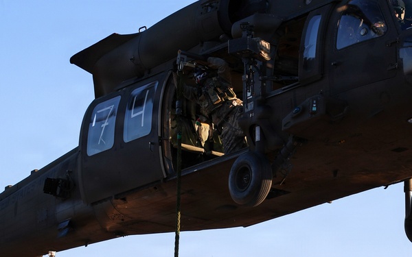 2-2 AHB Conducts Joint Fast-Rope Air Assault Training