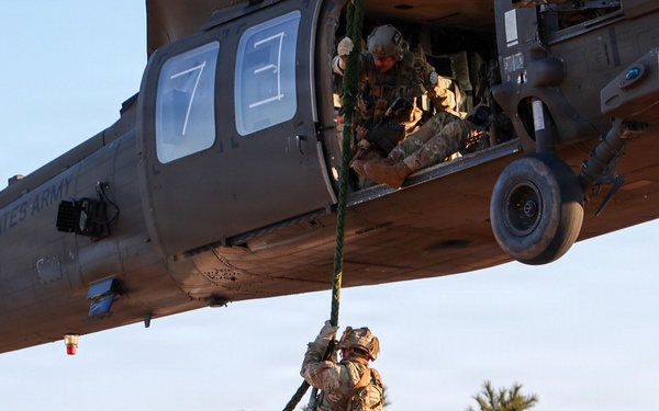 2-2 AHB Conducts Joint Fast-Rope Air Assault Training