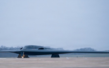 Col. Jared Kennish's fini flight in the B-2 Spirit