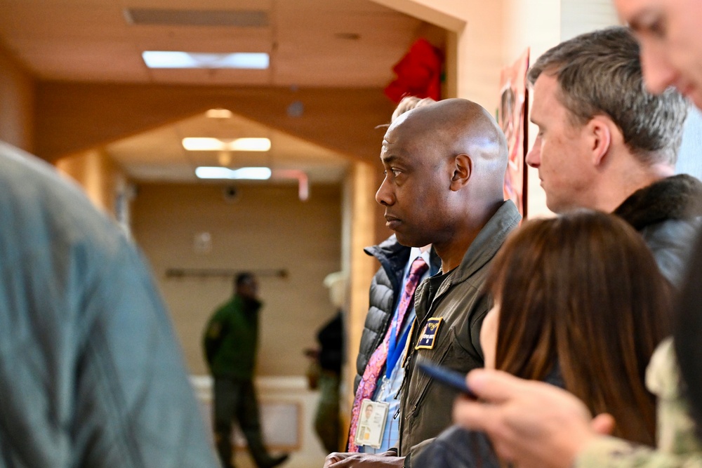 Commander Navy Region Mid-Atlantic, Rear Adm. Stephen Barnett visits NAS Oceana