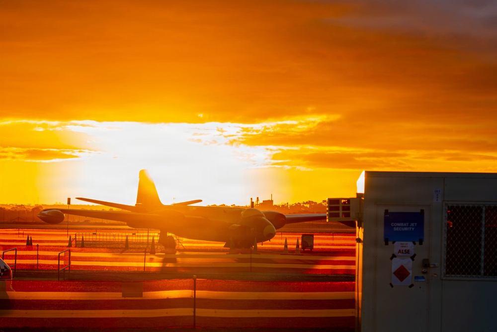 F-22 Raptor Aerial Demonstration Team performs at the Avalon Australia International Air Show