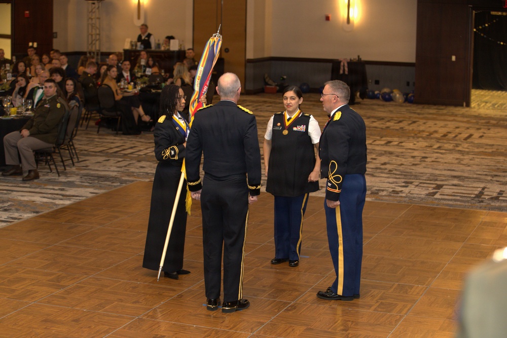 404th Maneuver Enhancement Brigade conducts Change of Command during Brigade Ball