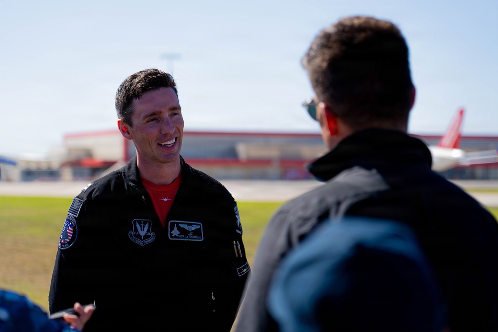 F-22 Raptor Aerial Demonstration Team performs at the Avalon Australia International Air Show 2025