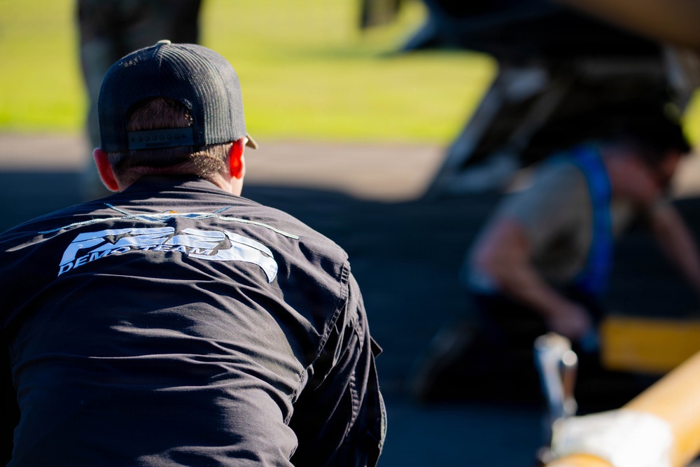F-22 Raptor Aerial Demonstration Team performs at the Avalon Australia International Air Show 2025