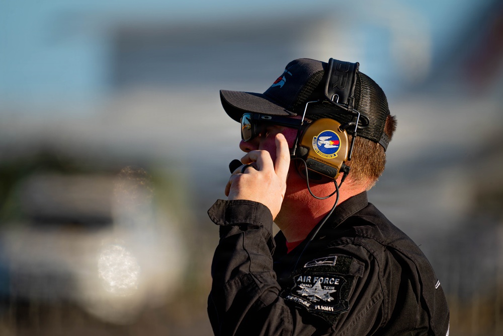 F-22 Raptor Aerial Demonstration Team performs at the Avalon Australia International Air Show 2025