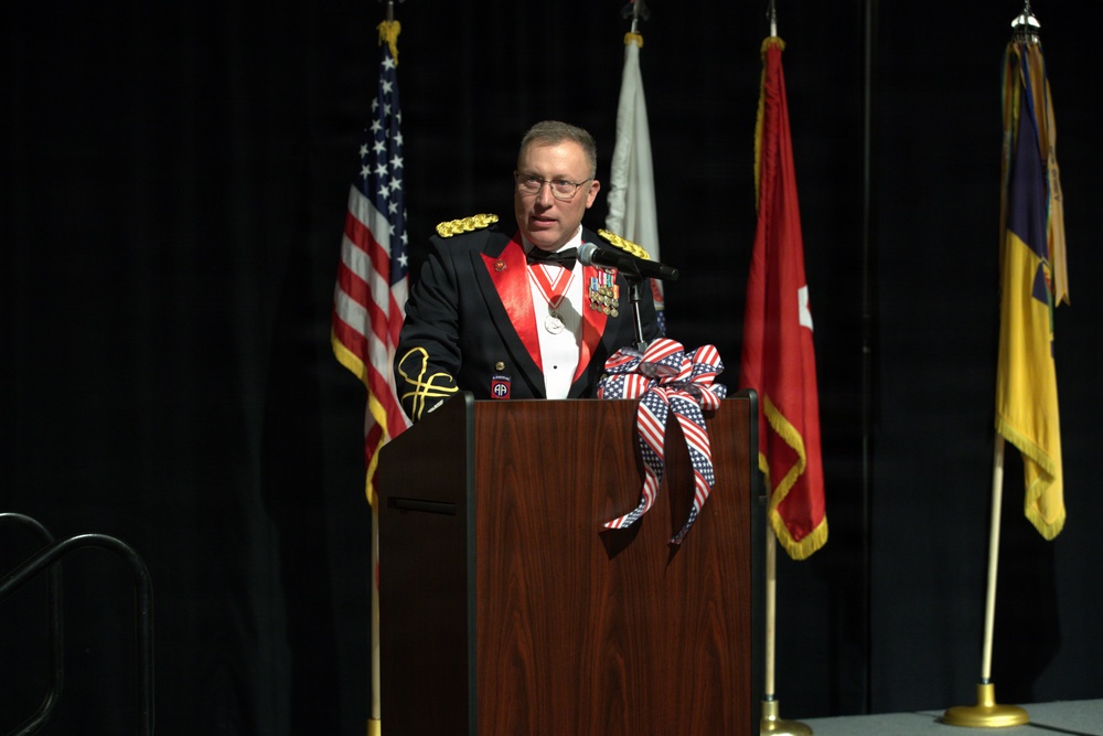 404th Maneuver Enhancement Brigade conducts Change of Command during Brigade Ball