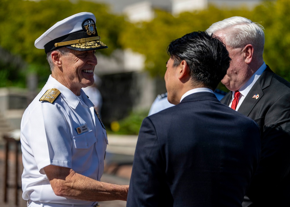 Japan Minister of Defence and Commander, U.S. Pacific Fleet visit Punchbowl Cemetery