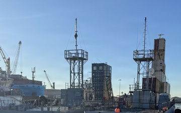 Navy’s new Mobile Ship Target arrives in Port Hueneme