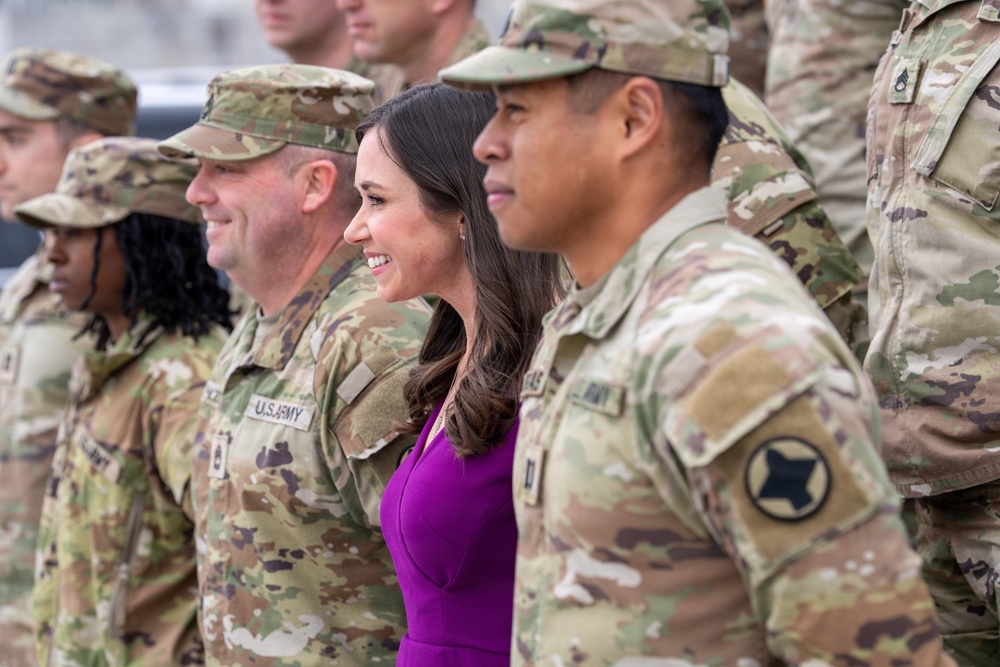 Alabama Guardsmen Meet Sen. Britt, Earn Promotions While Serving in D.C.