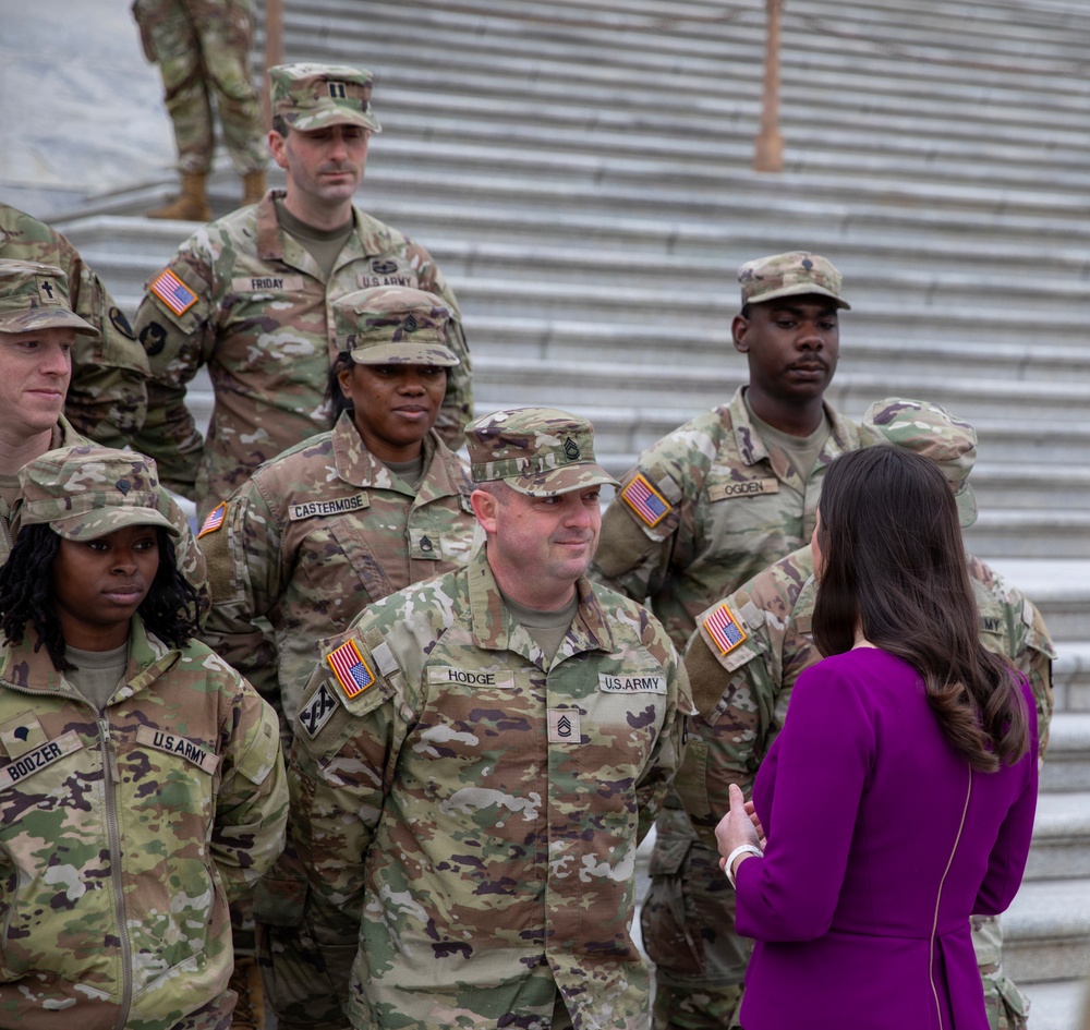Alabama Guardsmen Meet Sen. Britt On Capitol Grounds