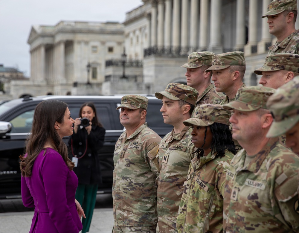 Alabama Guardsmen Meet Sen. Britt On Capitol Grounds