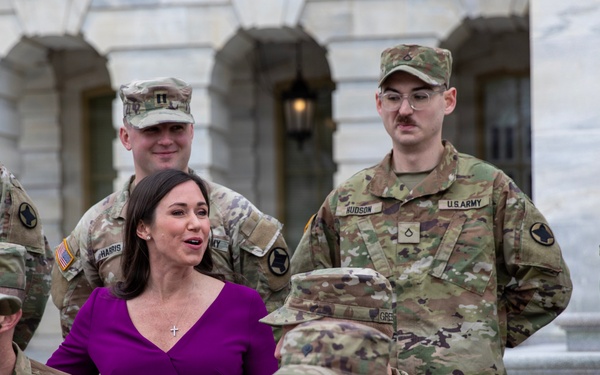 Alabama Guardsmen Meet Sen. Britt On Capitol Grounds