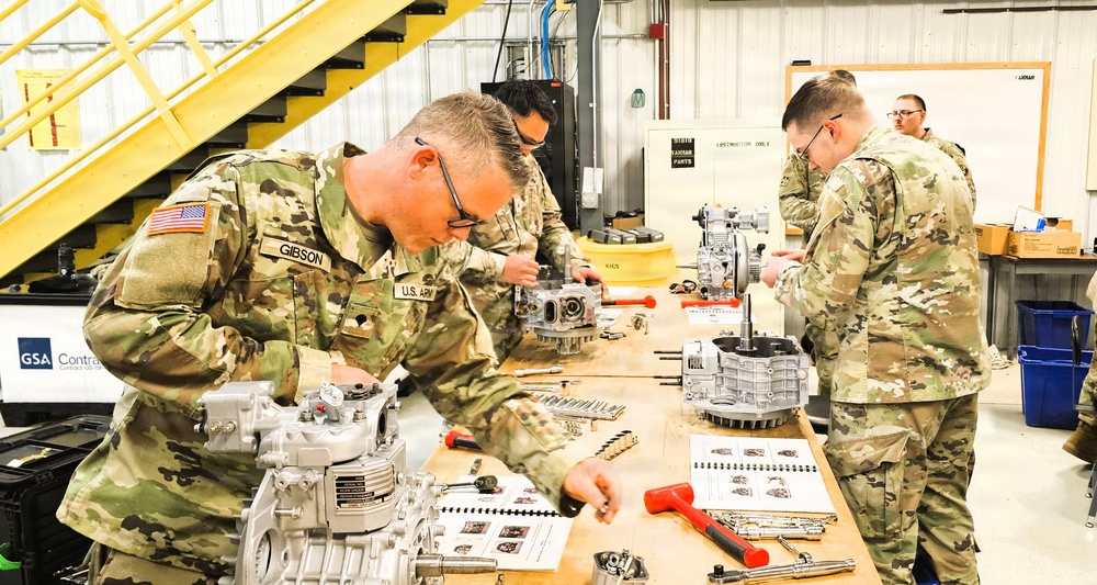 Soldiers train to earn 91J MOS at RTS-Maintenance at Fort McCoy