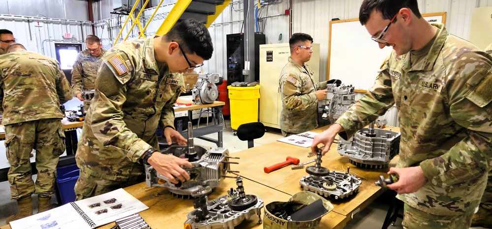 Soldiers train to earn 91J MOS at RTS-Maintenance at Fort McCoy