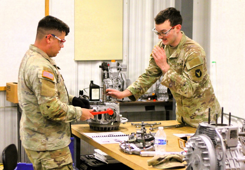 Soldiers train to earn 91J MOS at RTS-Maintenance at Fort McCoy