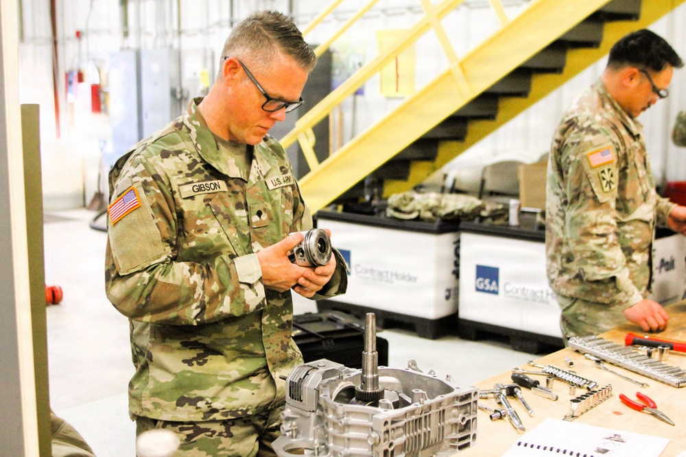 Soldiers train to earn 91J MOS at RTS-Maintenance at Fort McCoy