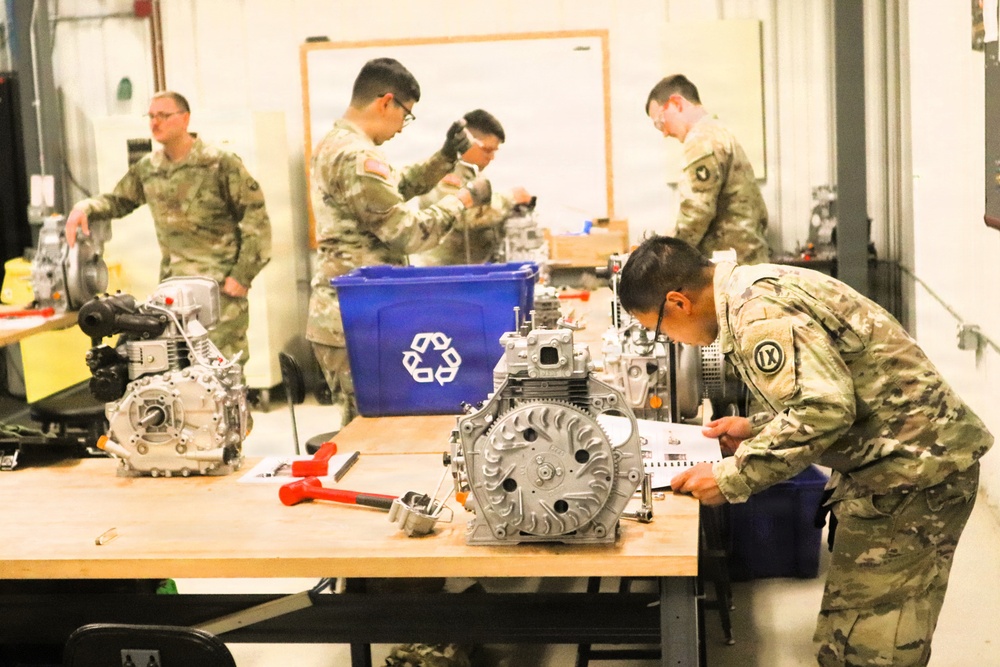 Soldiers train to earn 91J MOS at RTS-Maintenance at Fort McCoy