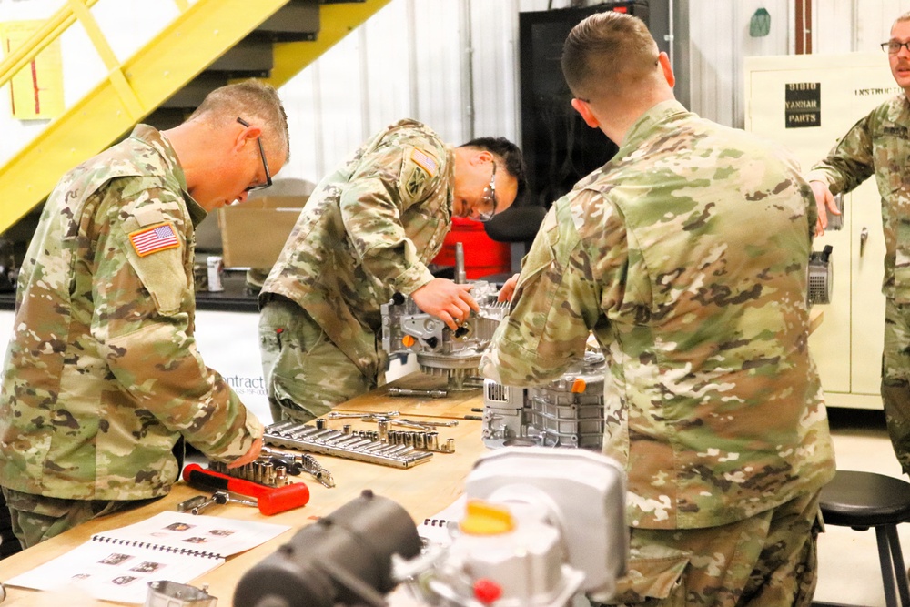 Soldiers train to earn 91J MOS at RTS-Maintenance at Fort McCoy