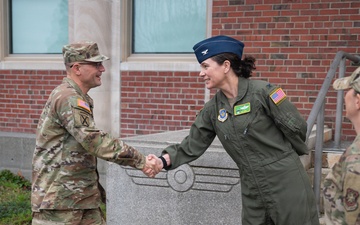 USTRANSCOM Deputy Commander Visits Team McChord