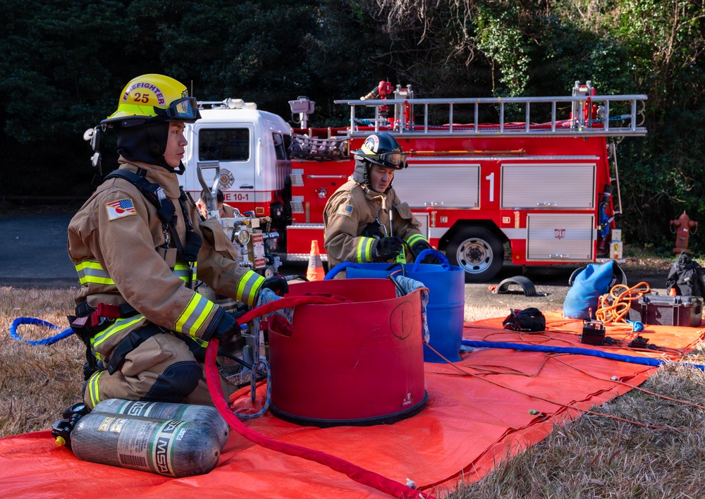 CNRJ Sasebo Conducts Confined Space Rescue Drill