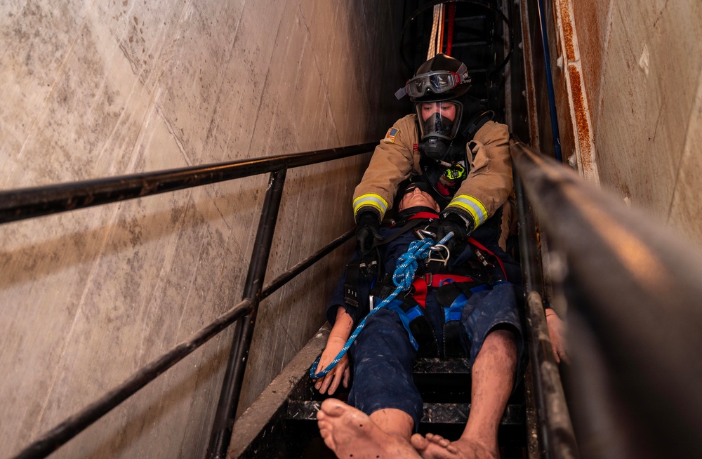 CNRJ Sasebo Conducts Confined Space Rescue Drill