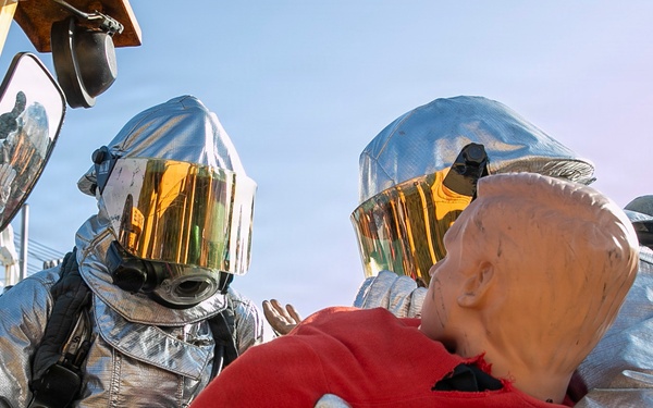 USS Tripoli Conducts Aviation Training Team Drill