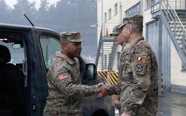 Maj. Gen. Monté Rone Visits JMTG-U