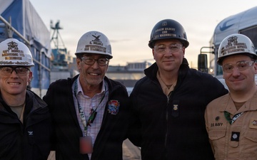 RDML Scott Brown Visits PNSY