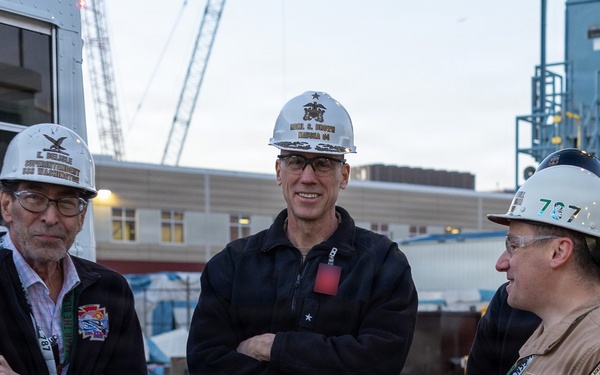 RDML Scott Brown Visits PNSY