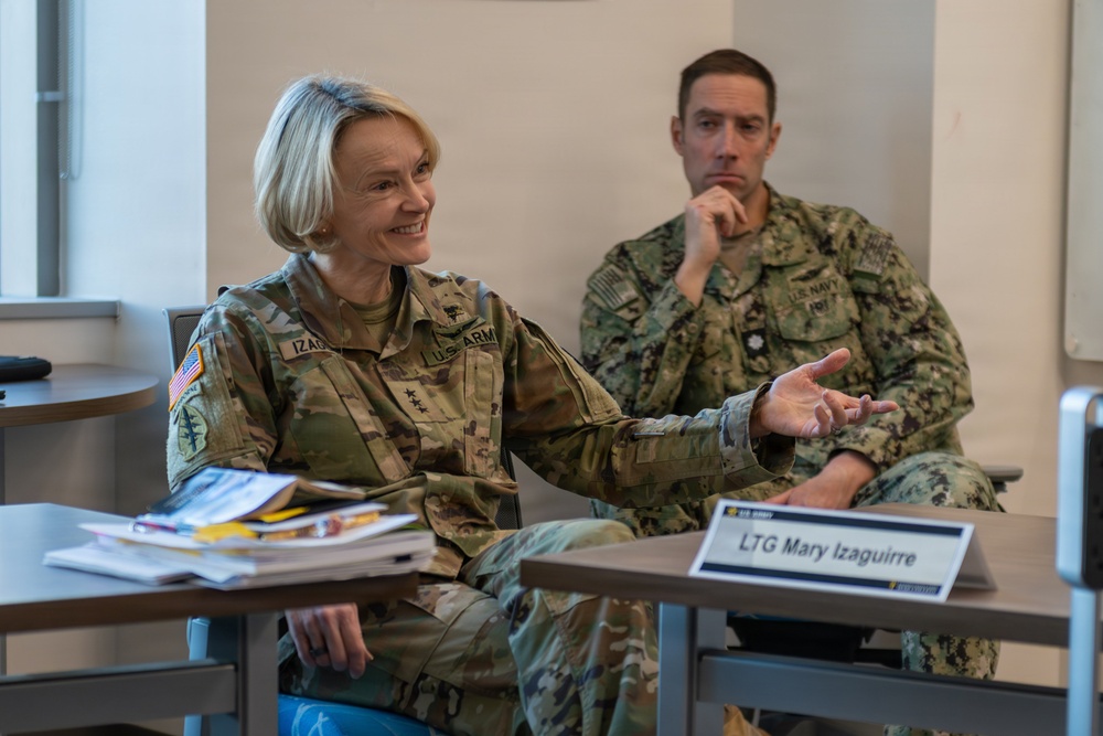 Senior Leaders Visit U.S. Army War College During Army Leader Day