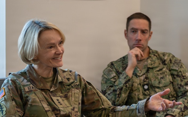 Senior Leaders Visit U.S. Army War College During Army Leader Day