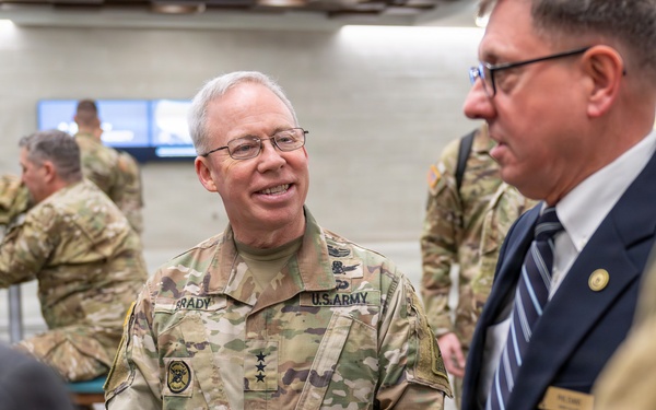 Senior Leaders Visit U.S. Army War College During Army Leader Day