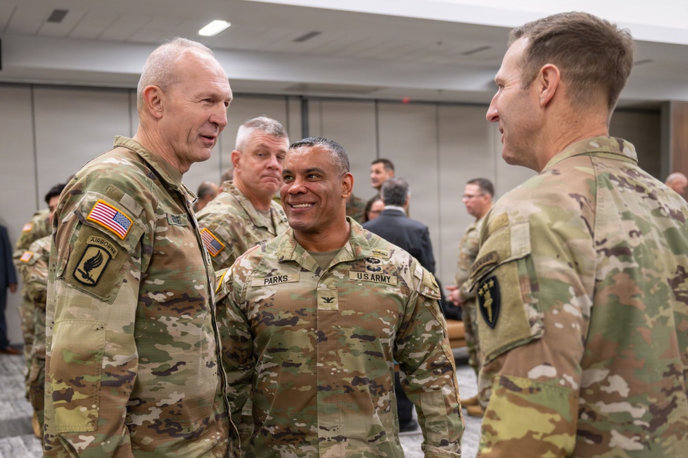 Senior Leaders Visit U.S. Army War College During Army Leader Day
