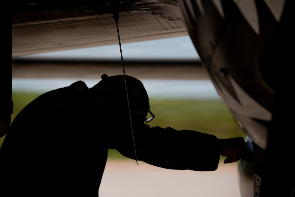 F-22 Raptor Aerial Demonstration Team performs at Pikes Peak Regional Airshow 2024