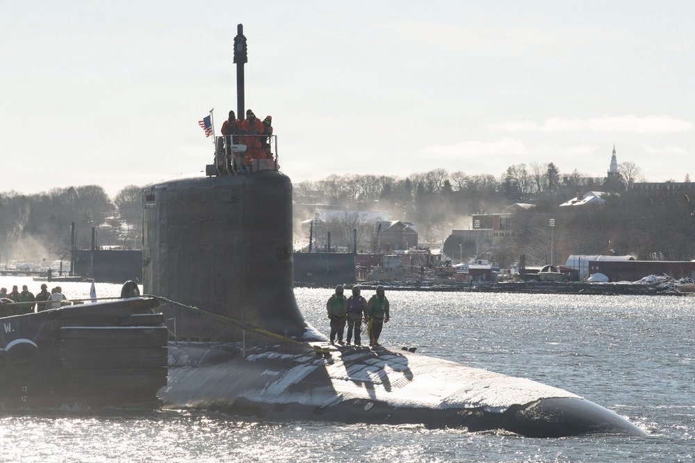 PCU Idaho (SSN 799) Arrives at Submarine Base New London