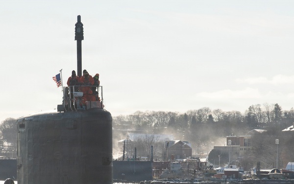PCU Idaho (SSN 799) Arrives at Submarine Base New London