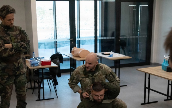 U.S. Army Soldiers Facilitate CLS Course with Lithuanian Riflemen’s Union during Unified Partners '26