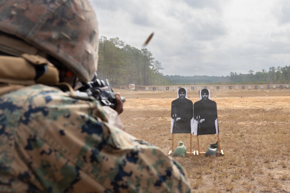U.S. Marines with Truck Company, 23d Marine Regiment completes known distance range