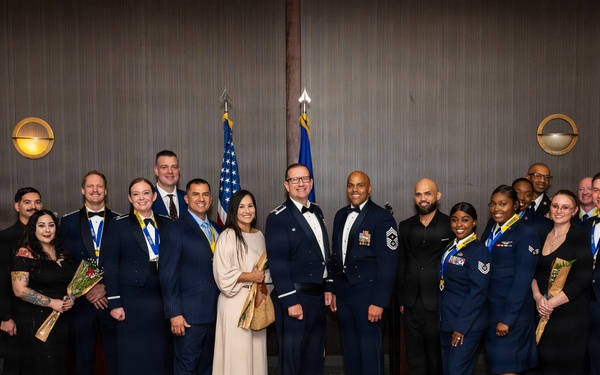 433rd AW Leaders, Air Force Cross Recipient Recognize Readiness and Excellence