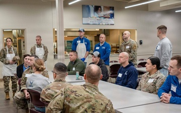 Airmen support Sioux Falls community meal effort