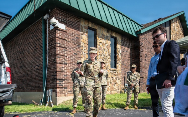 Congressional staffers visit Kentucky Air National Guard Base