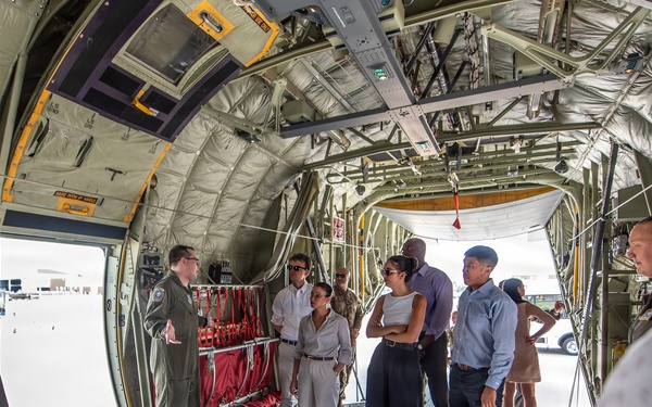 Congressional staffers visit Kentucky Air National Guard Base