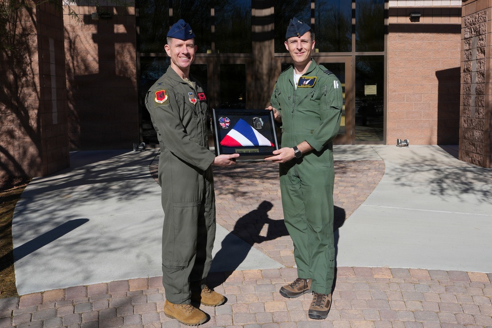 Royal Air Force Delegation thanks 432nd Wing/432nd Air Expeditionary Wing