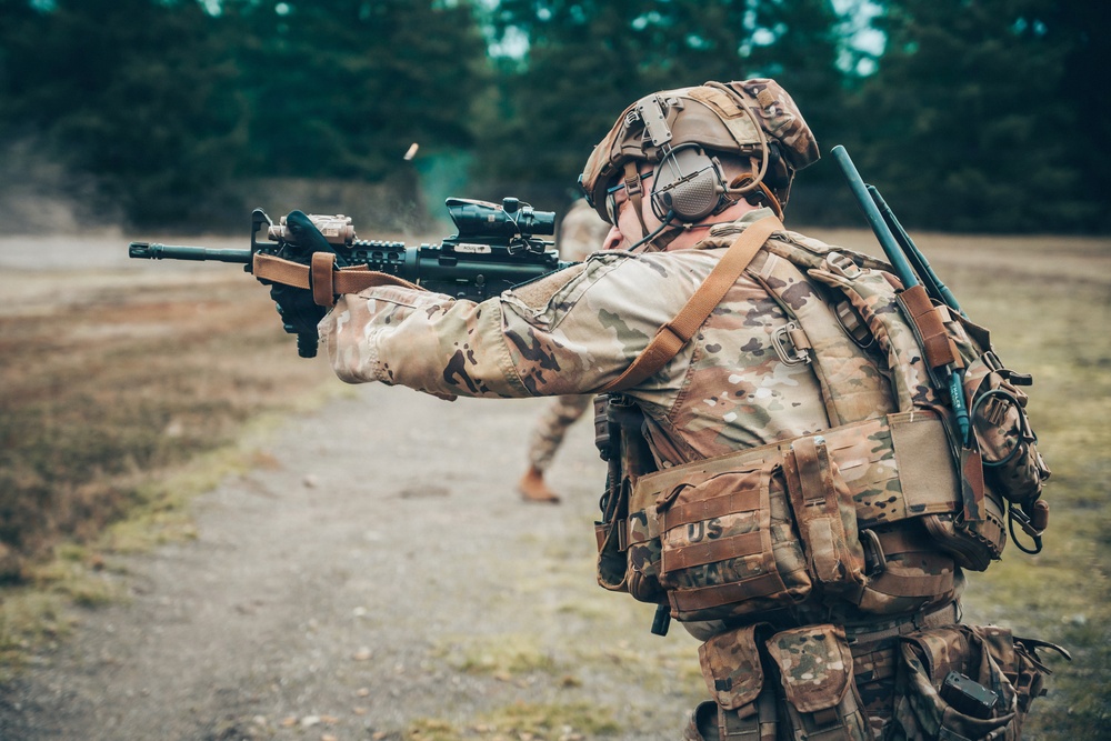 5SFAB conducts buddy team live fire training